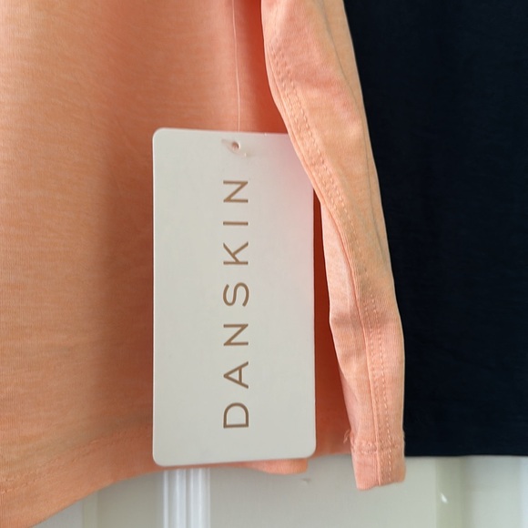DANSKIN 2 Pack Mesh Trim Navy & Peach Heather, see pic peach color flaws -L NWT - Picture 3 of 9